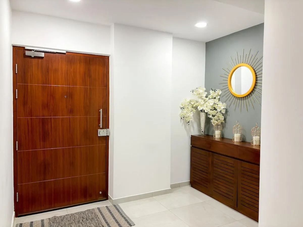 Iconic Galaxy 3Br 6 Guests Apartment Sri Jayewardenepura Kotte