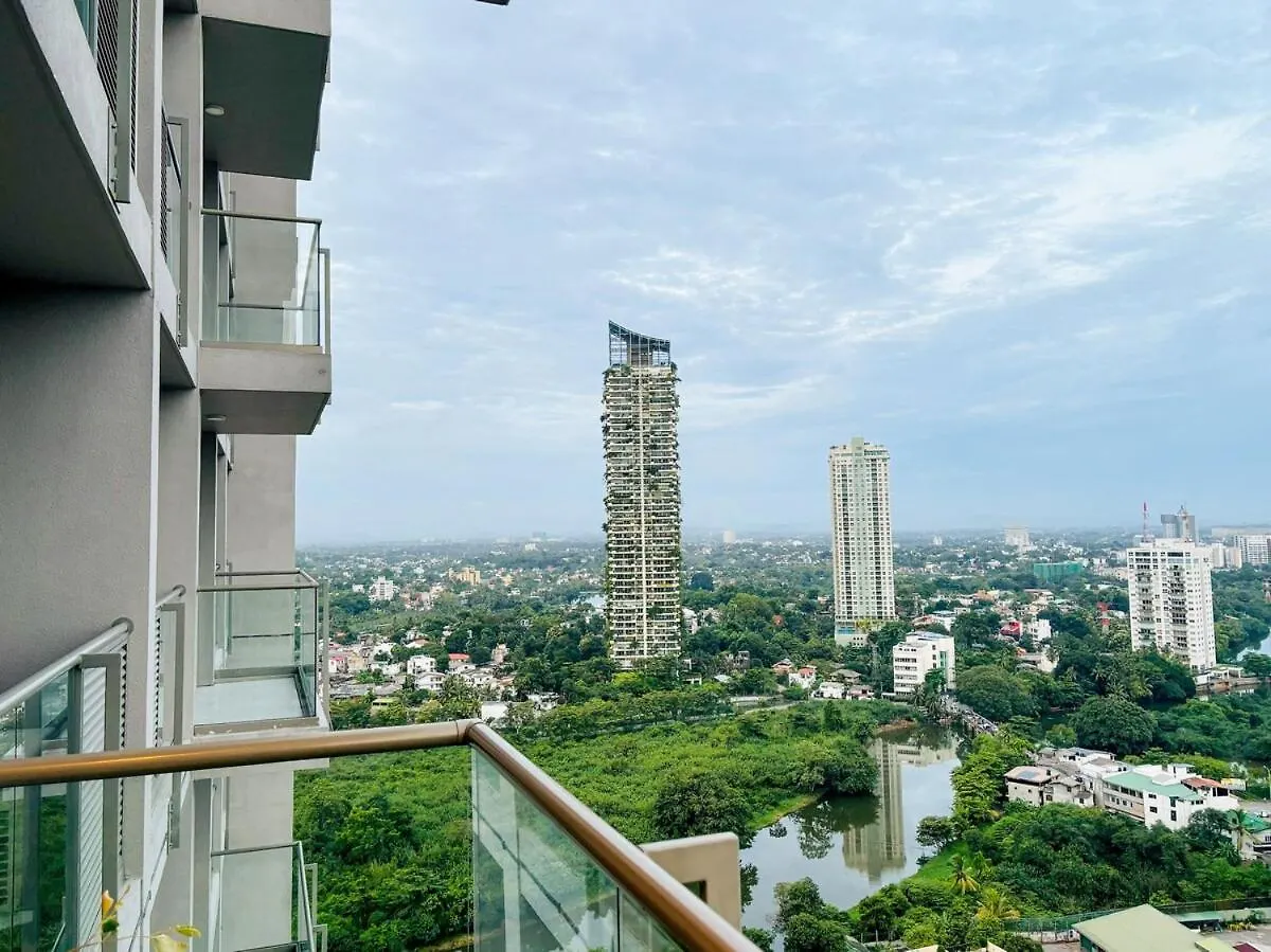 Iconic Galaxy 3Br 6 Guests Apartment Sri Jayewardenepura Kotte