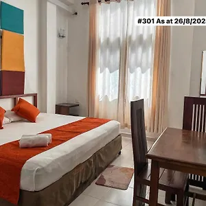 White Fortress Hotel